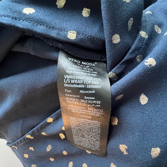 Vero Moda Wrap Gold-print Navy Top - Picture 4 of 4